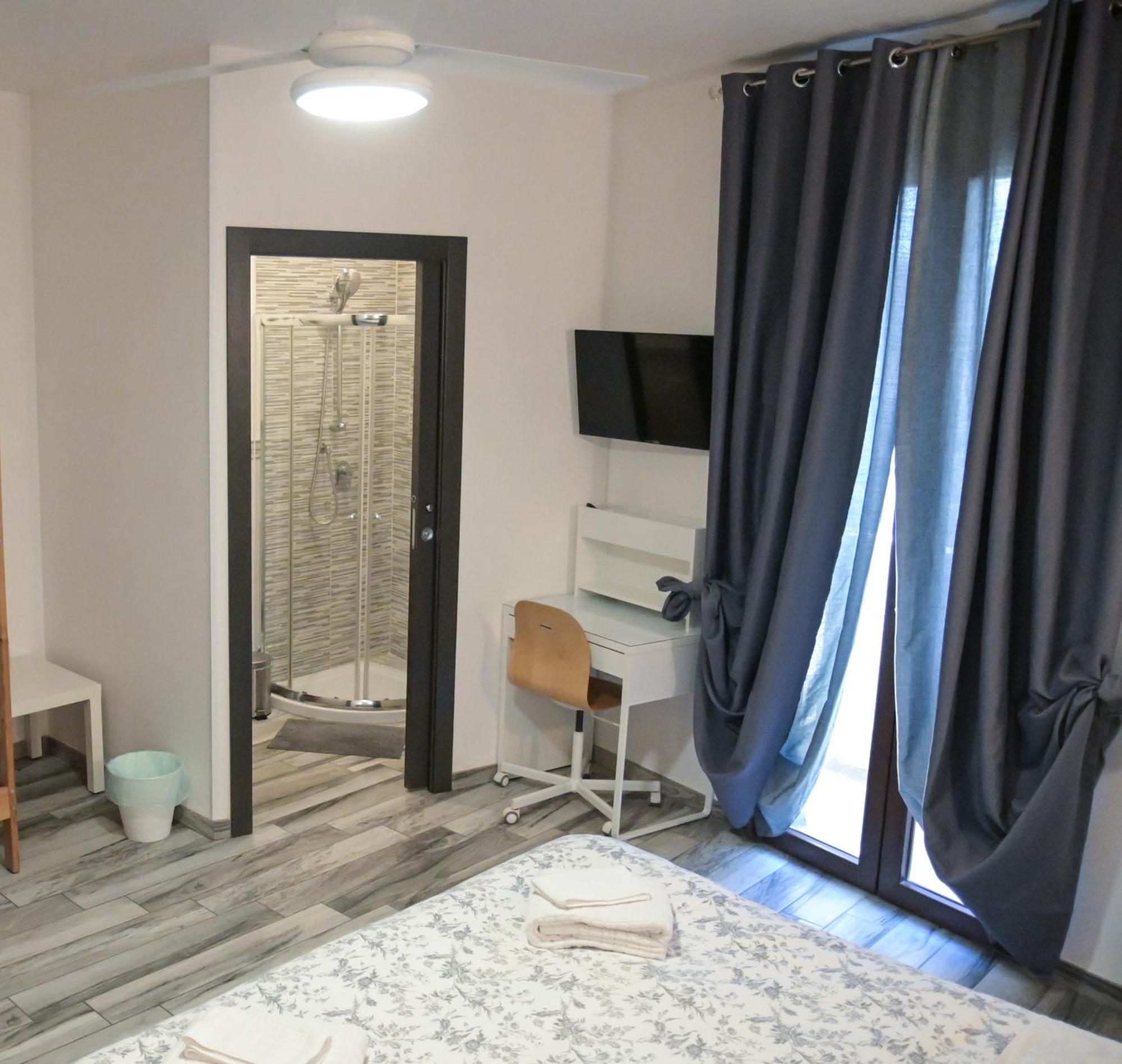 Giorgia House Hotel Pieta Ngoại thất bức ảnh
