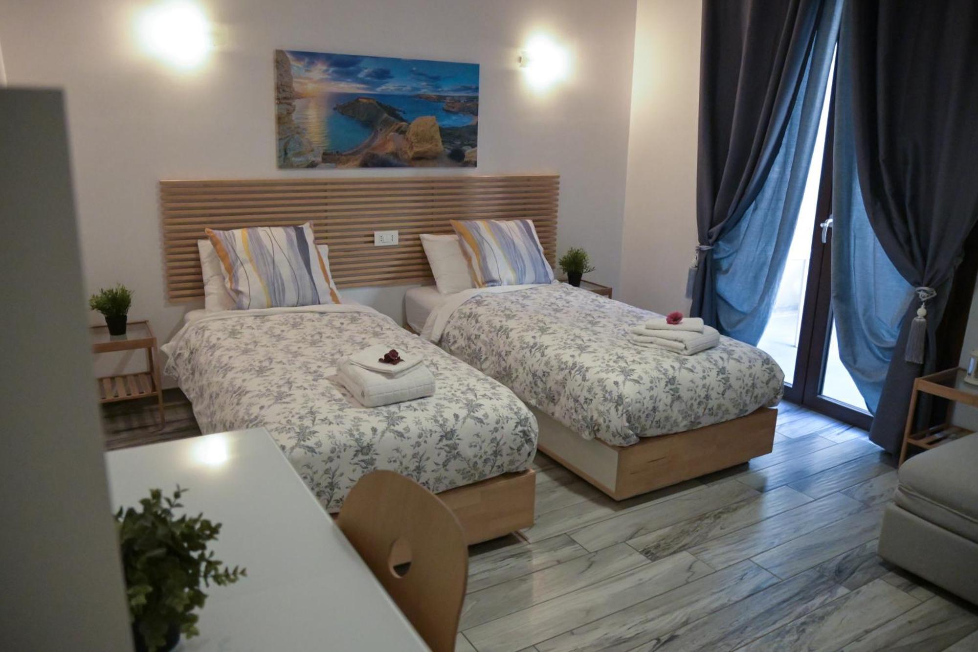 Giorgia House Hotel Pieta Ngoại thất bức ảnh