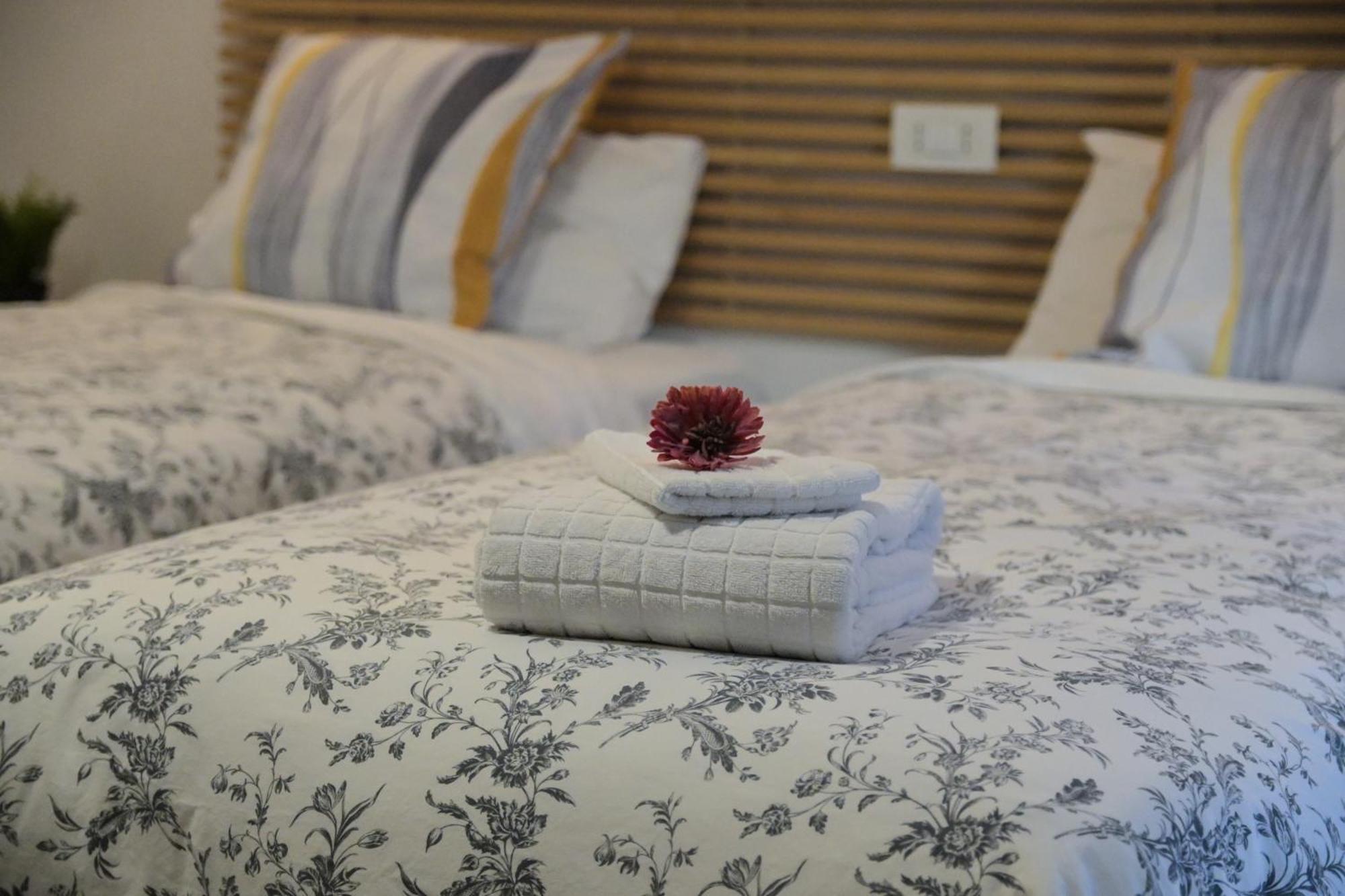 Giorgia House Hotel Pieta Ngoại thất bức ảnh